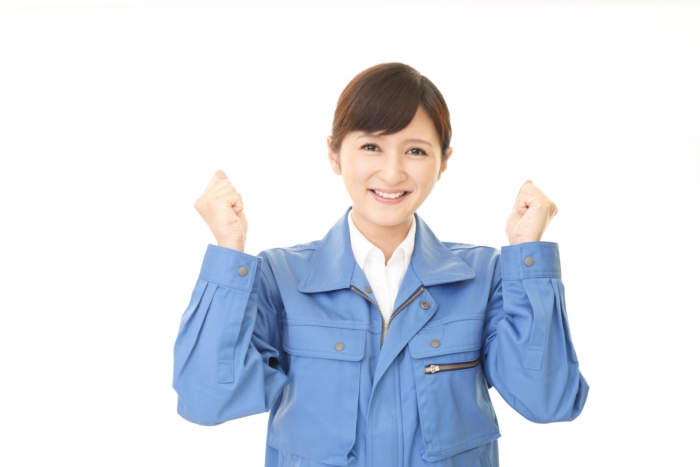 女性作業員